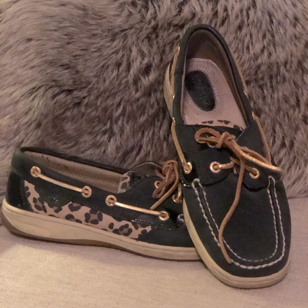 Women’s Sperrys 8